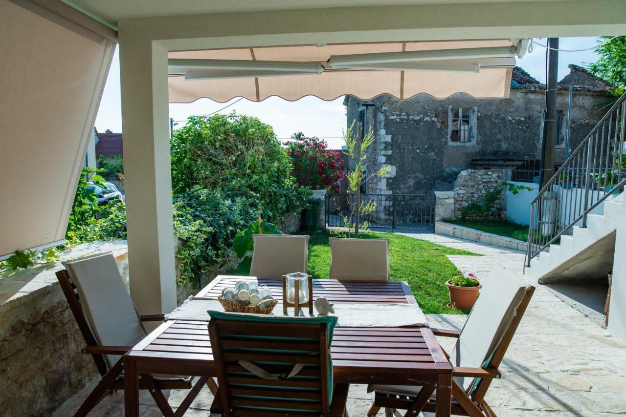 Summer House Mulac Nin Luaran gambar